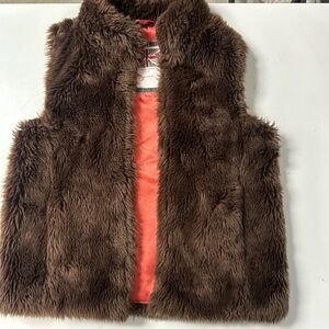 Mini Boden Faux Fur Vest 11/12